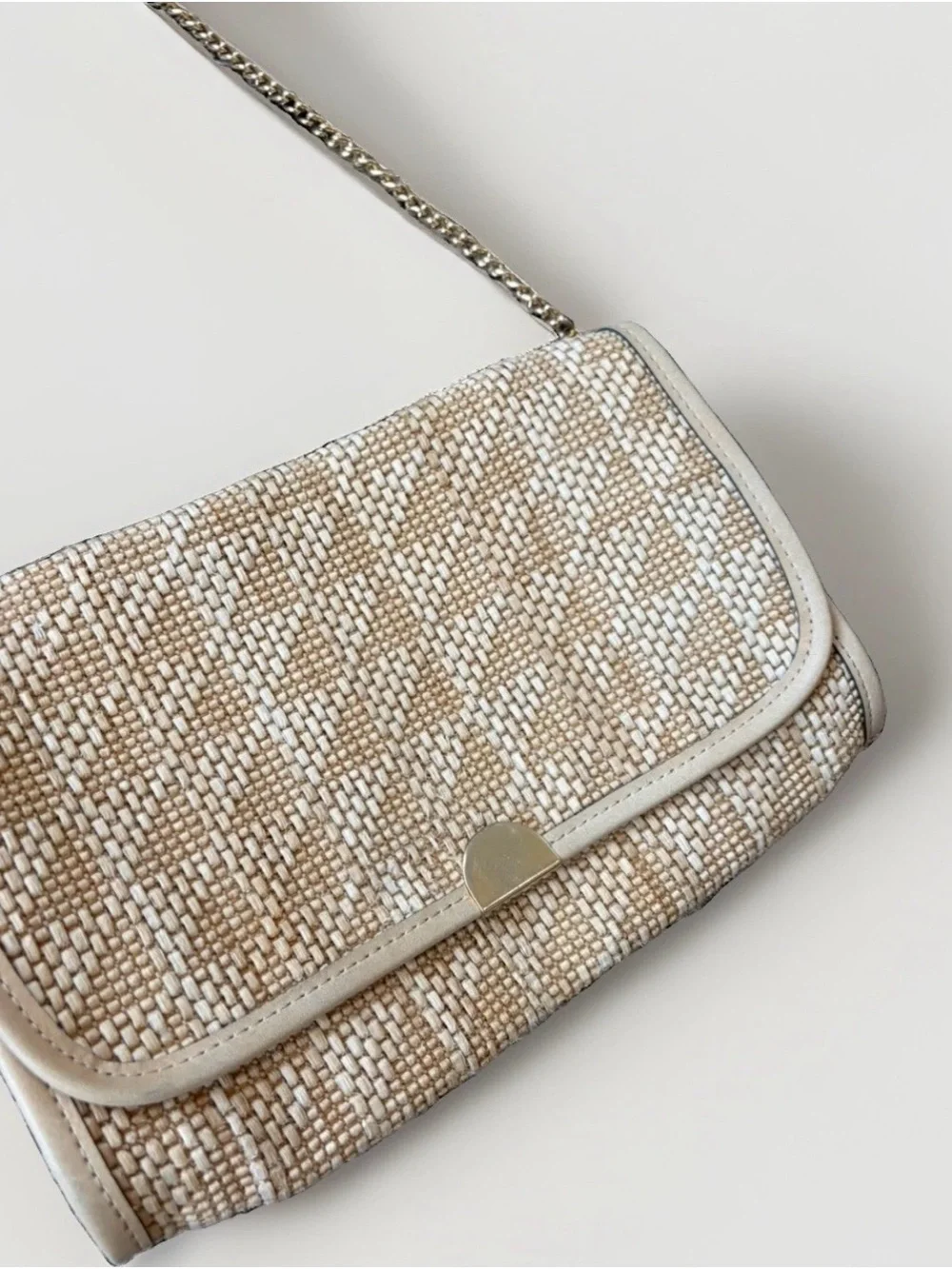 Mid-Century Vintage Made in Italy Woven Raffia Straw Shoulder Bag 70s
